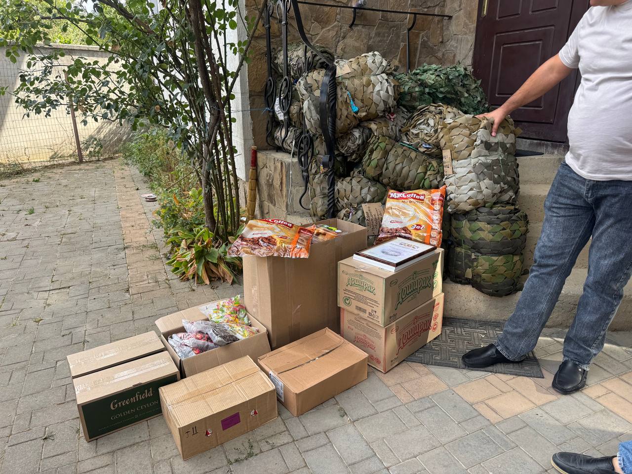 Крым отправил на передовую очередную партию гуманитарной помощи