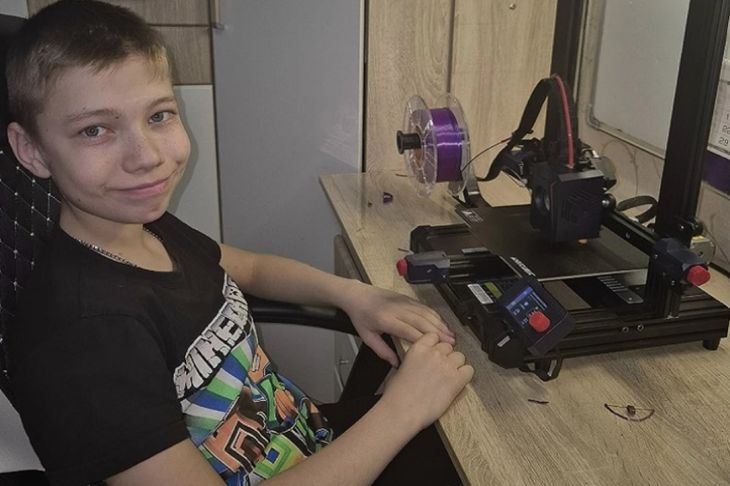 Школьник из Симферопольского района получил награду «Горячее сердце» за помощь бойцам СВО