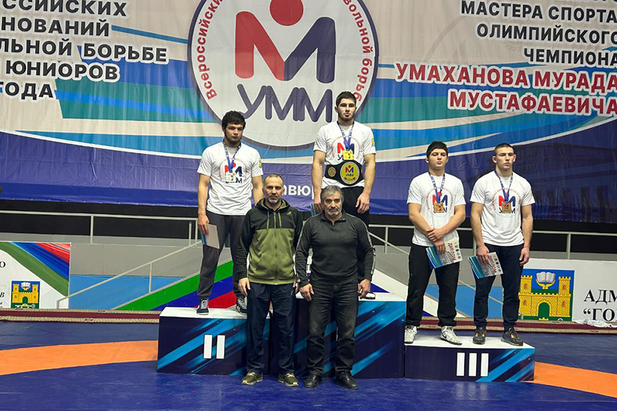 Крымские борцы завоевали золотые медали на Всероссийском чемпионате по вольной борьбе