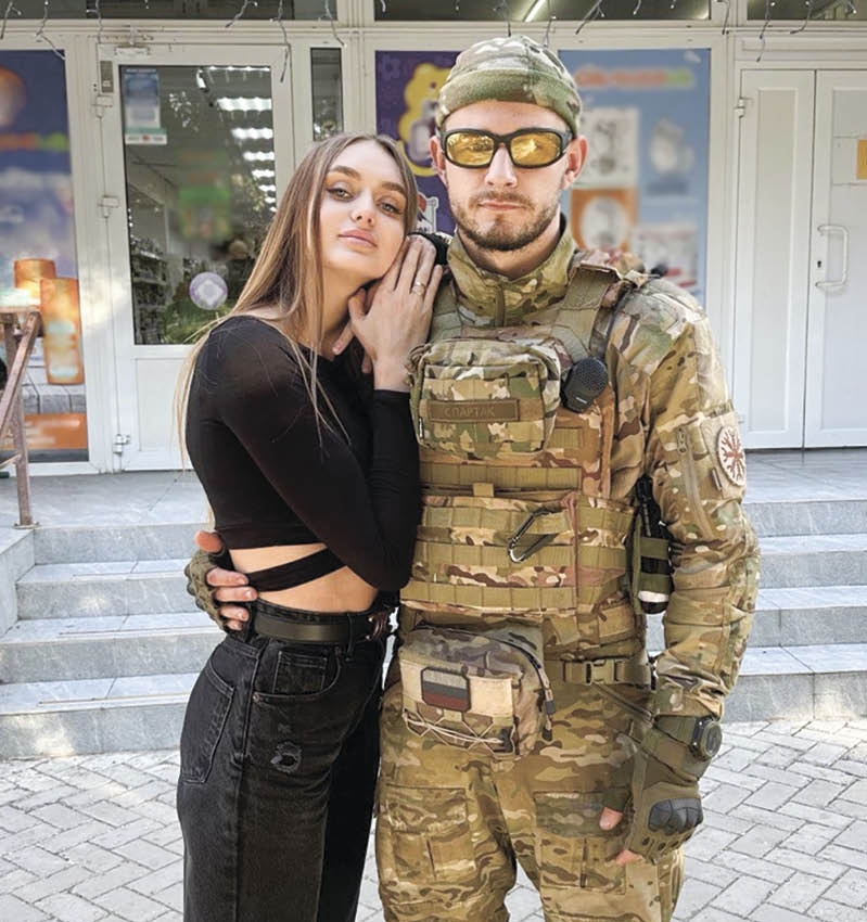Она пережила ад в херсонском подвале, он с первых дней защищал Крым: история Влада и Влады, которые обвенчались между боями