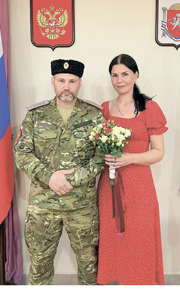 Простое сообщение и любовь после первой встречи: история создания семьи крымского волонтёра и раненого участника СВО