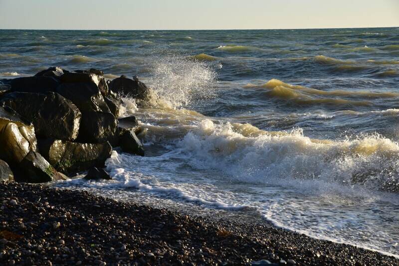 Штормовое предупреждение объявлено в Крыму на выходных