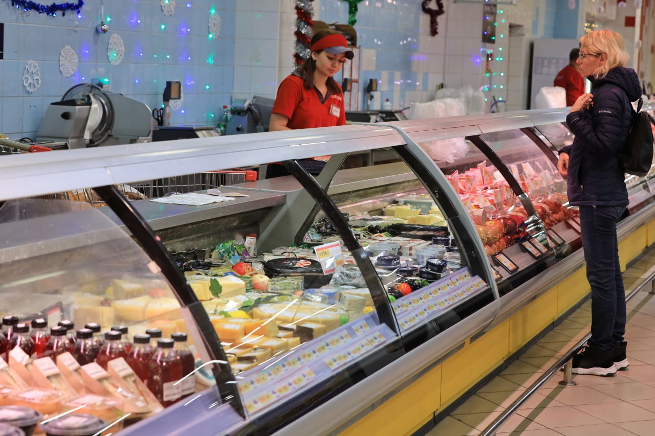 Глава Крыма поручил усилить работы по предотвращению оборота фальсифицированной и контрафактной продукции в Крыму