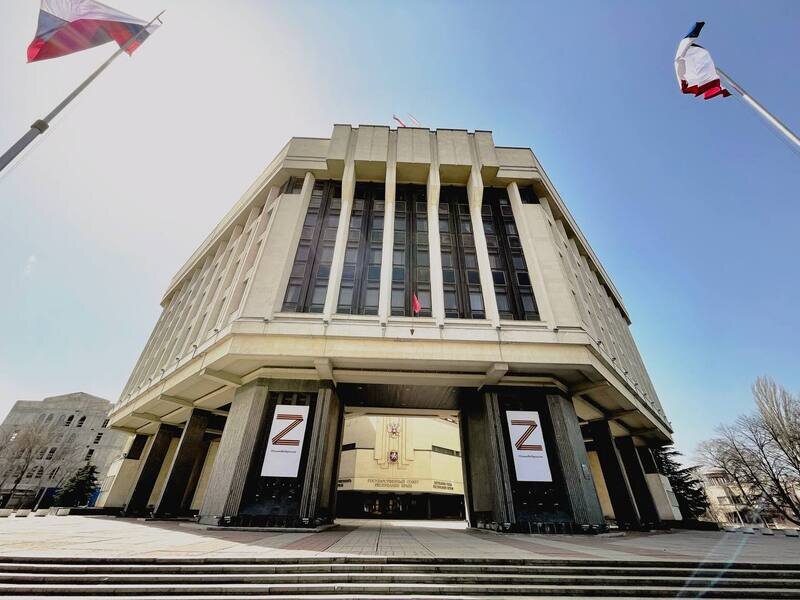 Национализация, отставка омбудсмена и льготы для бойцов СВО: итоги сессии Госсовета Крыма