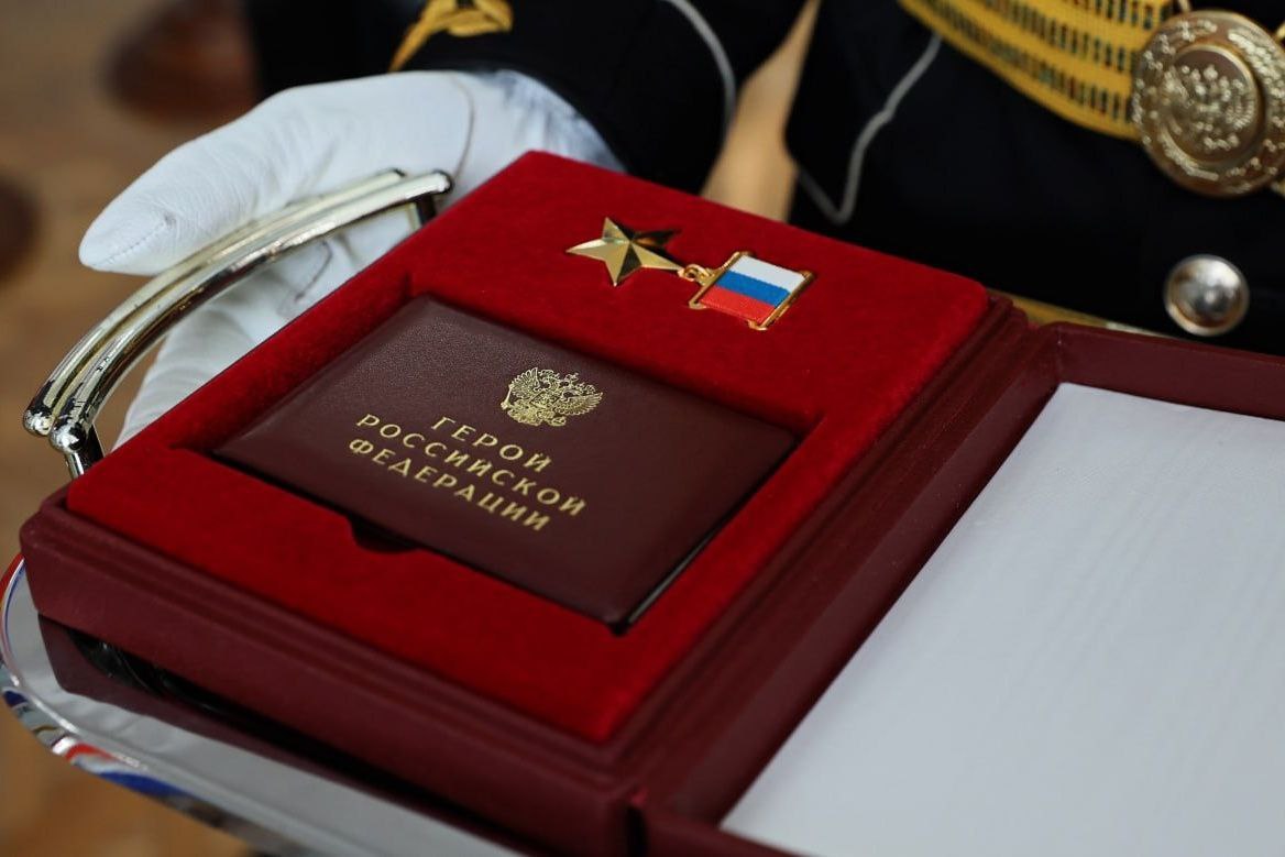 С 2014 года 19 солдат и офицеров, служивших в Крыму, получили звание Героя России