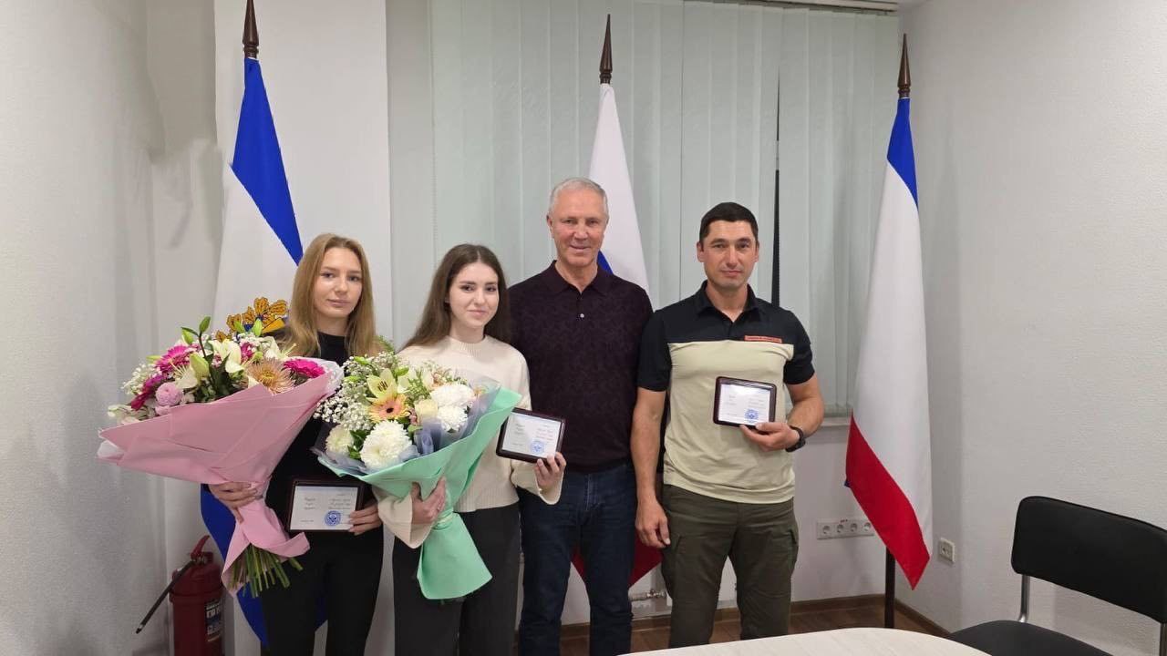 Двум крымским спортсменкам-конницам вручили медали "За заслуги перед Херсонской областью"