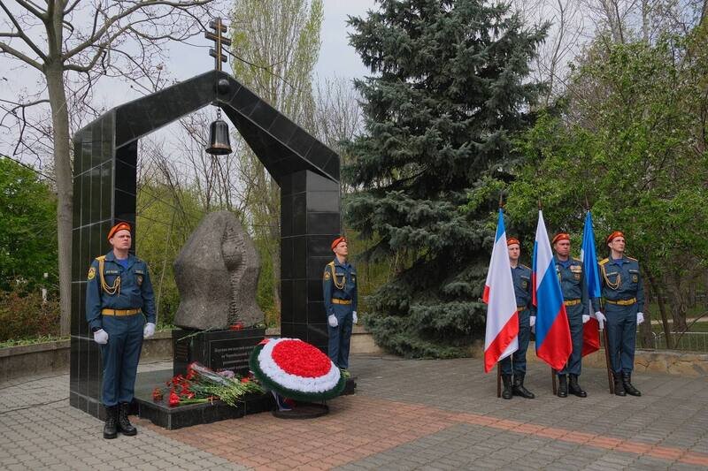 В Крыму почтили память жертв Чернобыльской катастрофы