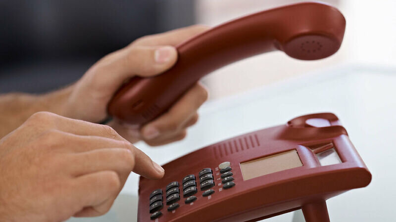 Как связаться с экстренной оперативной службой - инфографика