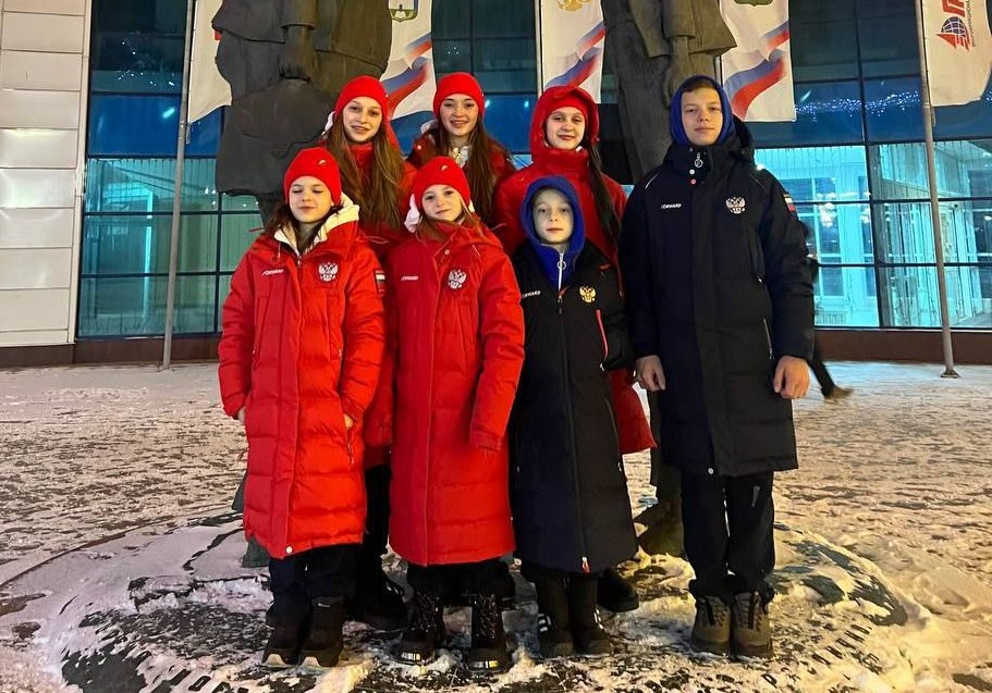 Крымчане завоевали медали на Всероссийских соревнованиях по спортивной акробатике