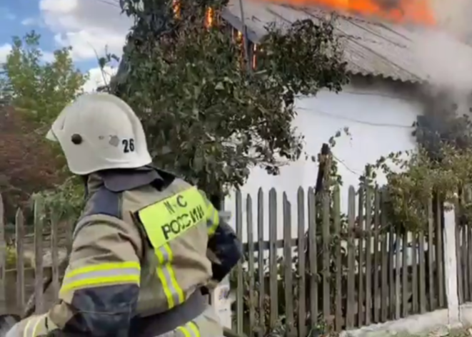 В Джанкойском районе огнеборцы спасли пенсионерку от гибели в пламени