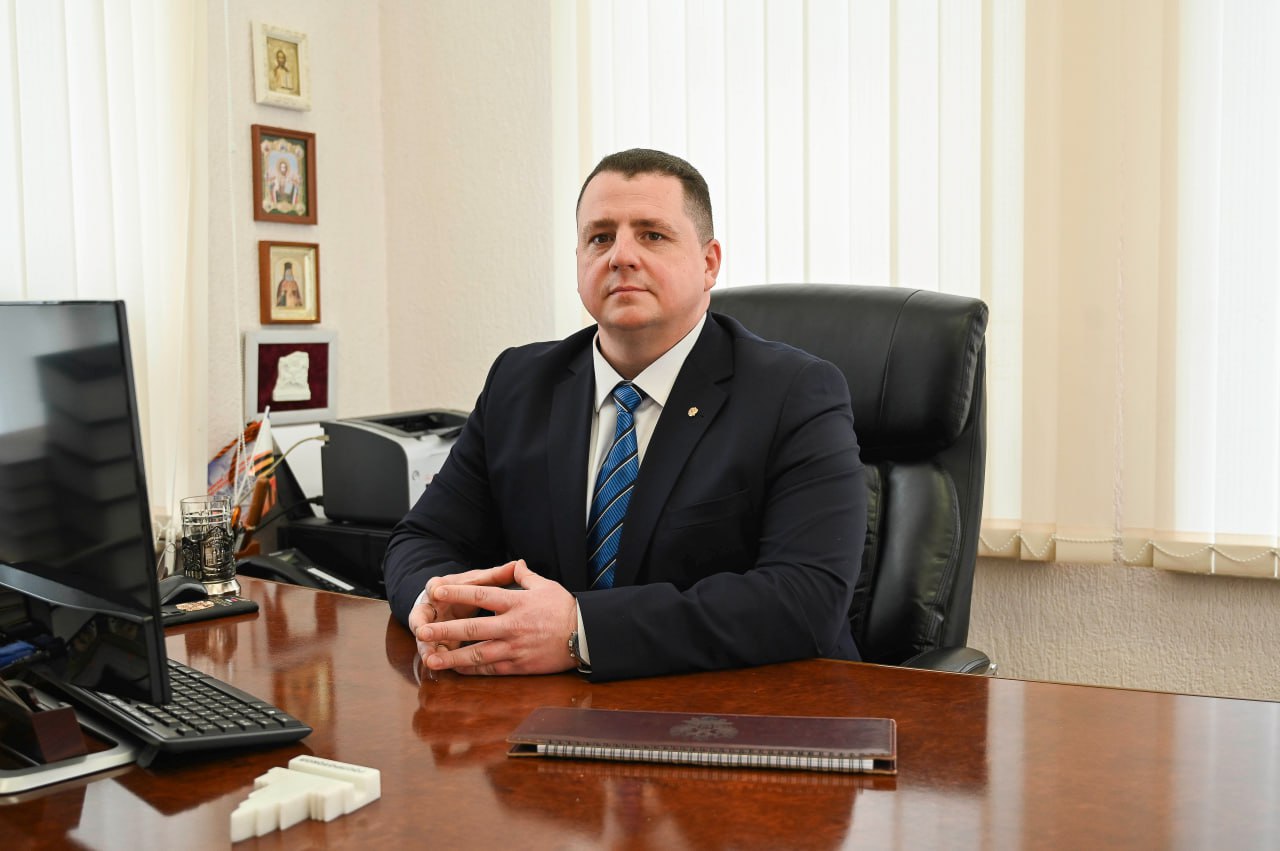 Представитель МИД России в Симферополе Артём Березовский - о том, как оживают мемы прошлого и чем Крым отвечает на информационные атаки