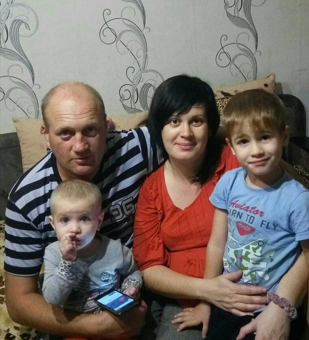 Мать 14 детей расписалась с мужем после рождения девятого ребёнка 