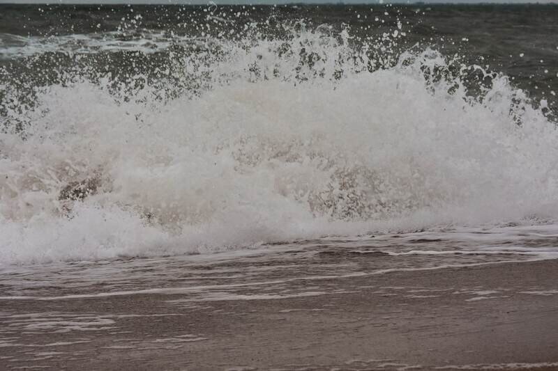 Эксперт из Крыма призвал не паниковать по поводу предстоящего шторма