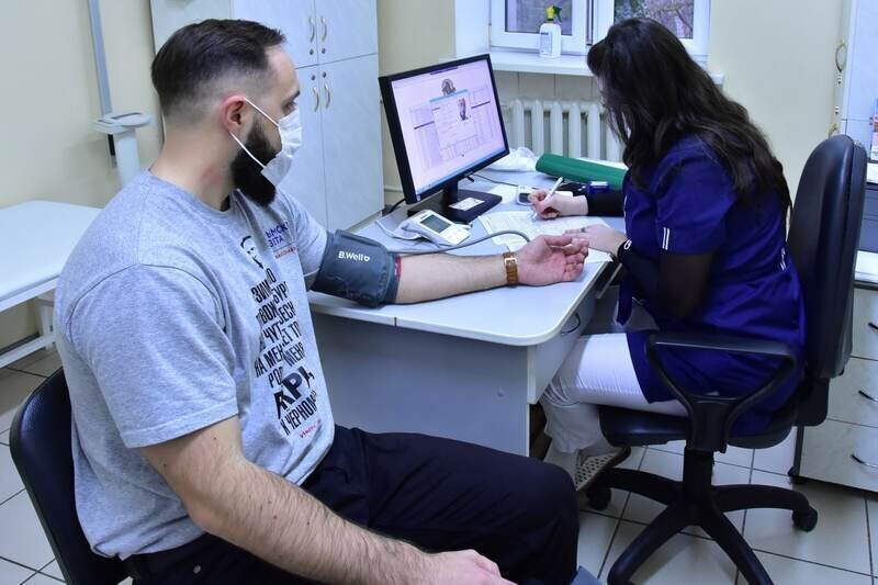 Студенты приняли участие в акции «Донор с газетой»