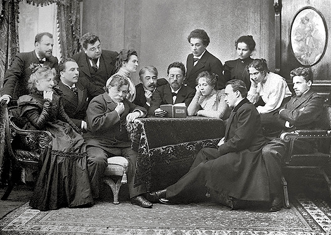 «Мы все сумасшедшие от счастья»: как прошли первые гастроли Московского художественного театра в Крыму