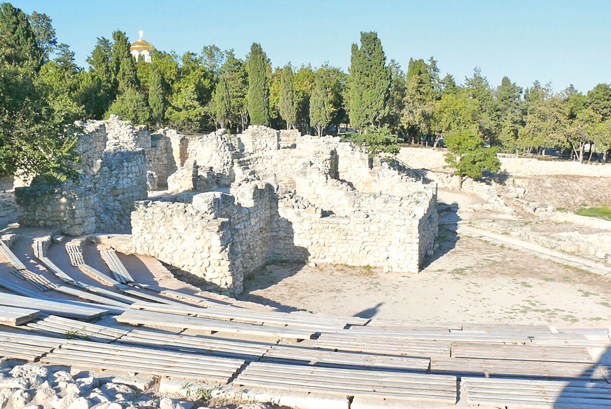 Что объединяет античные театры в Севастополе и на острове Крит