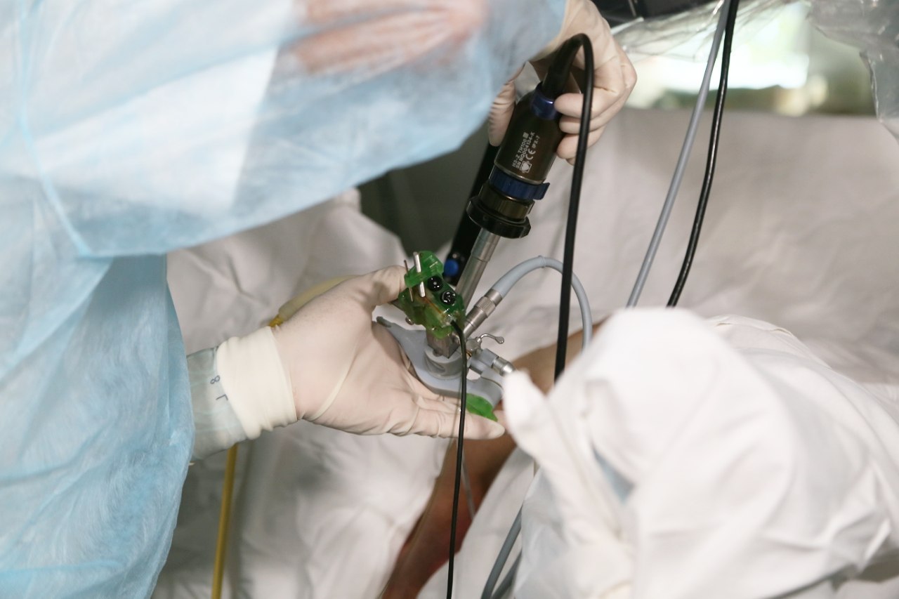  Почему приём узкого специалиста проводится через терапевта