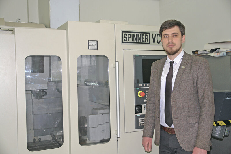 Перспективно ли быть инженером и сколько он может зарабатывать: интервью с Владимиром Скакуном