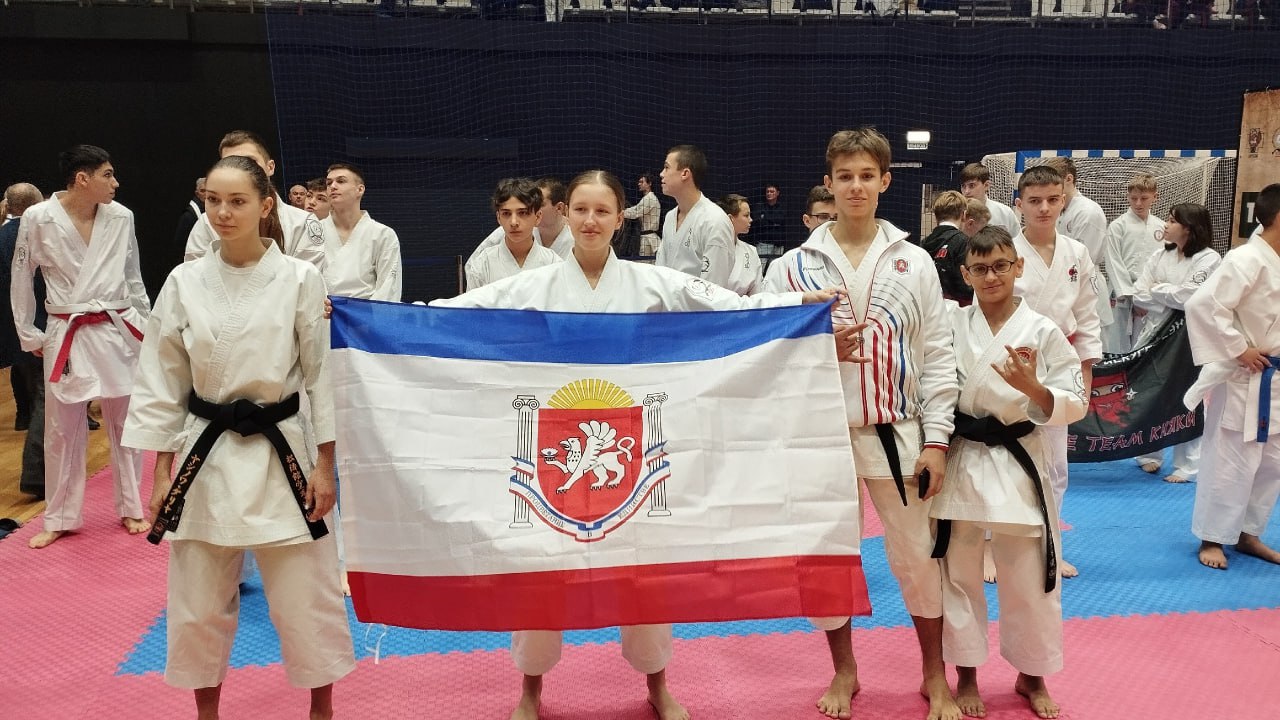 Каратистки из Феодосии завоевали бронзовые медали на всероссийском чемпионате