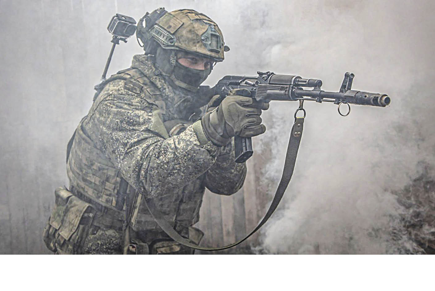 Первый прыжок, признание маме и бой под Авдеевкой: бойцы СВО - о самых смелых поступках