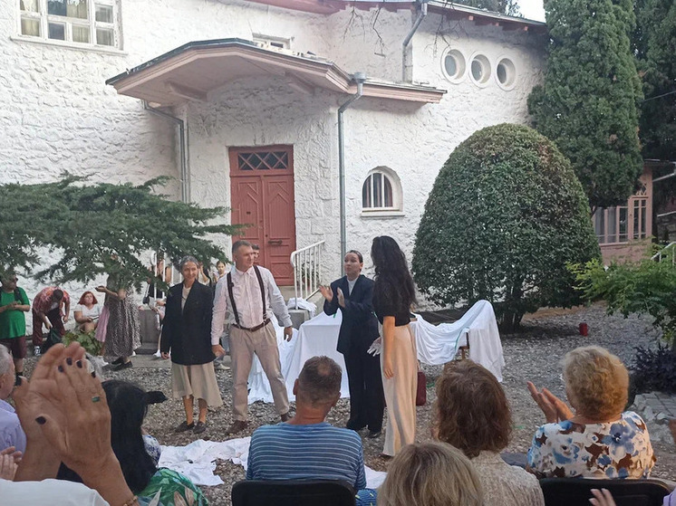 На "Белой даче" в Крыму прошёл фестиваль любительских театров