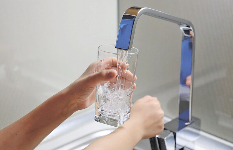 Истина в воде: когда золотое правило восьми стаканов не работает