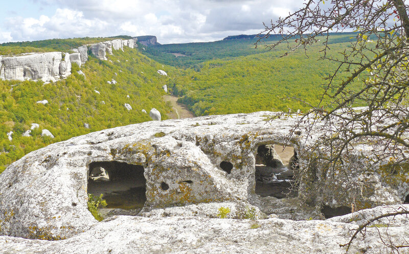 Остановить время: ученые РАН разрабатывают раствор для консервации Эски-Кермен