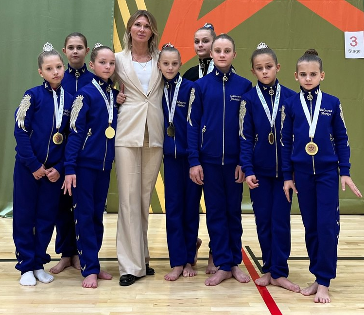 Юные крымчанки завоевали восемь золотых медалей на всероссийском чемпионате по воздушной гимнастике