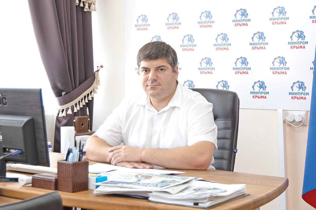 Глава Минпрома РК Анушаван Агаджанян: о трёх китах крымской промышленности и ценах в супермаркетах