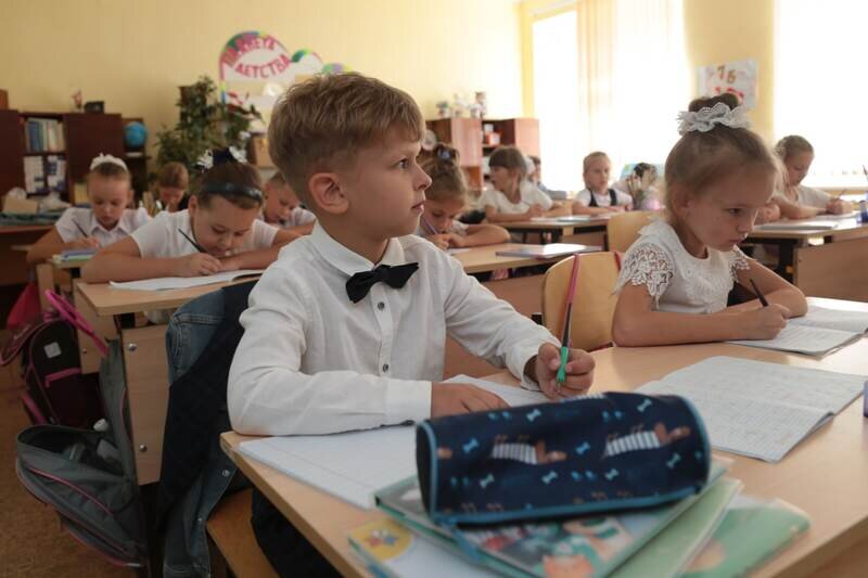 В новом учебном году первоклассниками в Ялте станут 1,6 тыс детей 