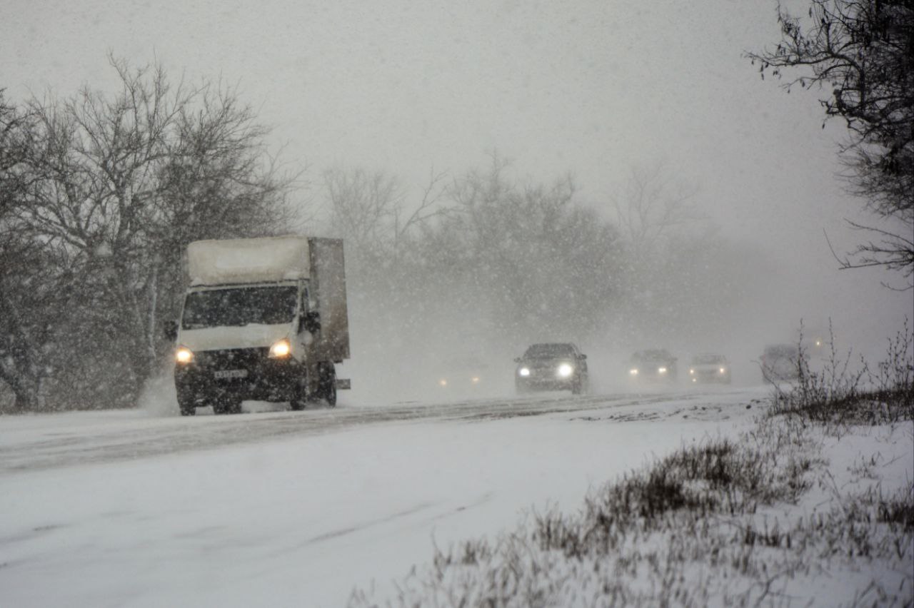 Существует угроза жизни и здоровью: в Крыму объявлено штормовое предупреждение