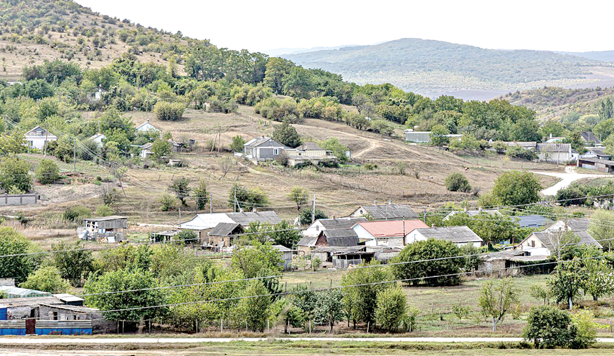 Чему радуются и на что жалуются жители Богатого Белогорского района