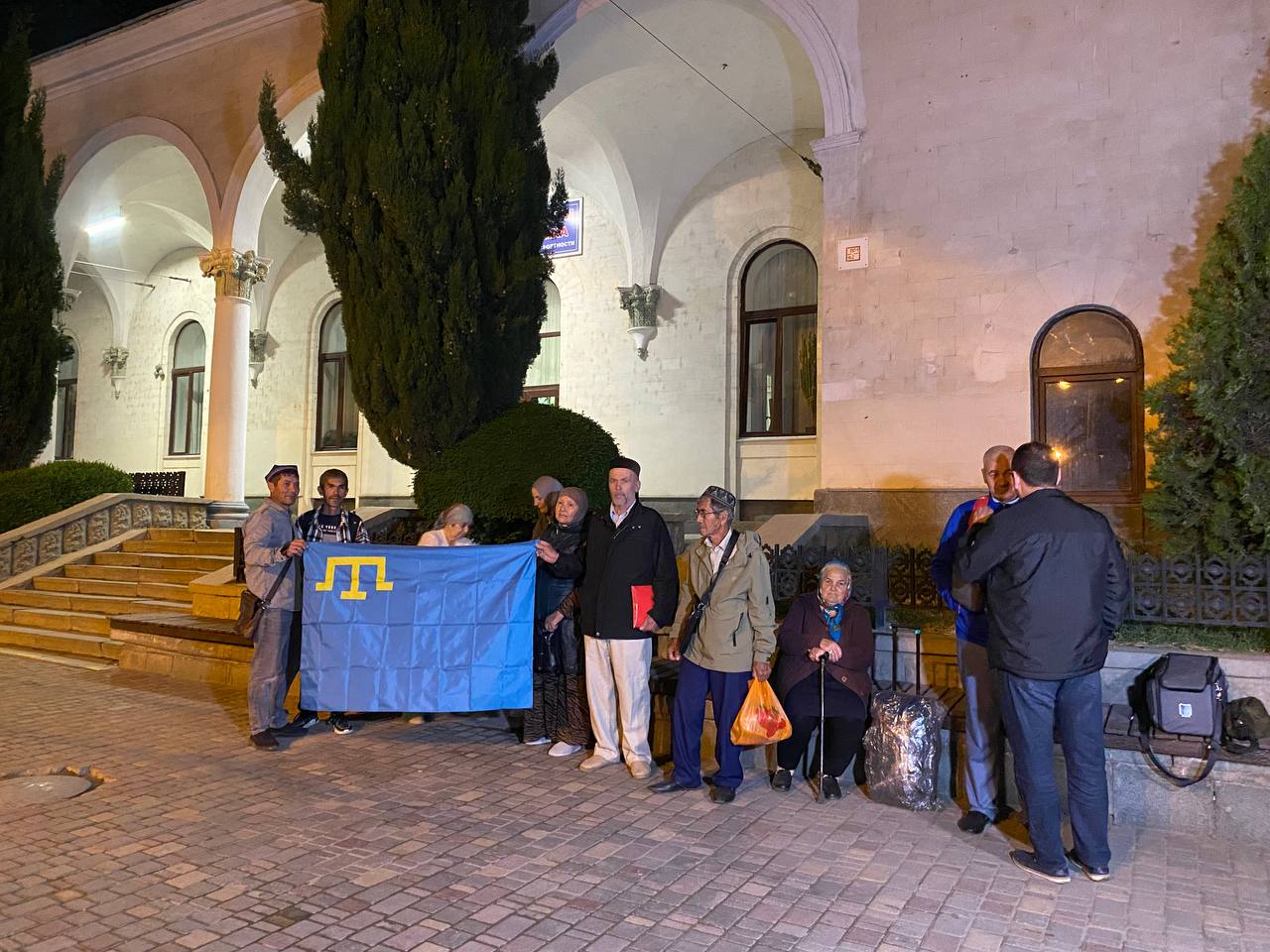 Последняя группа крымских паломников отправилась в Хадж