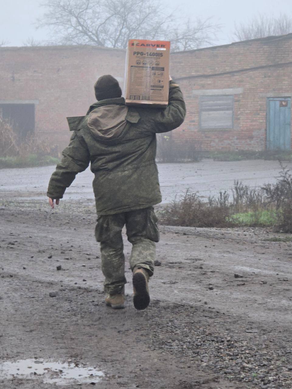 Из Крыма в зону СВО передали 10 генераторов