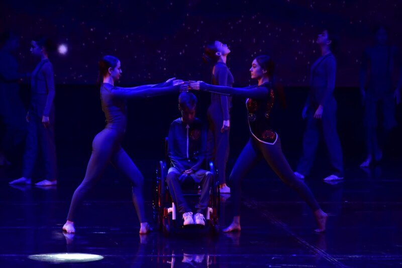 В Симферополе состоялся концерт, приуроченный к Международному дню инвалидов