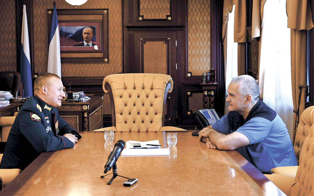 Первый поток участников программы «Время героев» начал стажировку