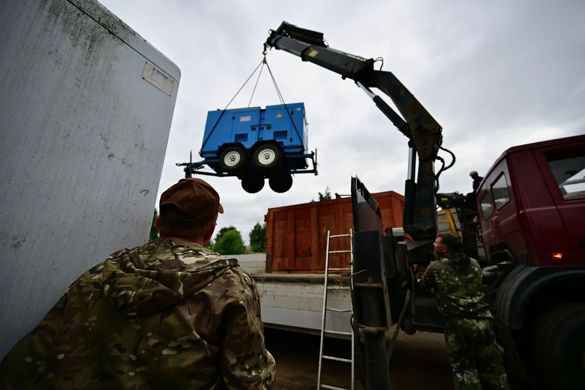 Ленинградская область отправила в Крым 10 генераторов для больниц и насосных станций