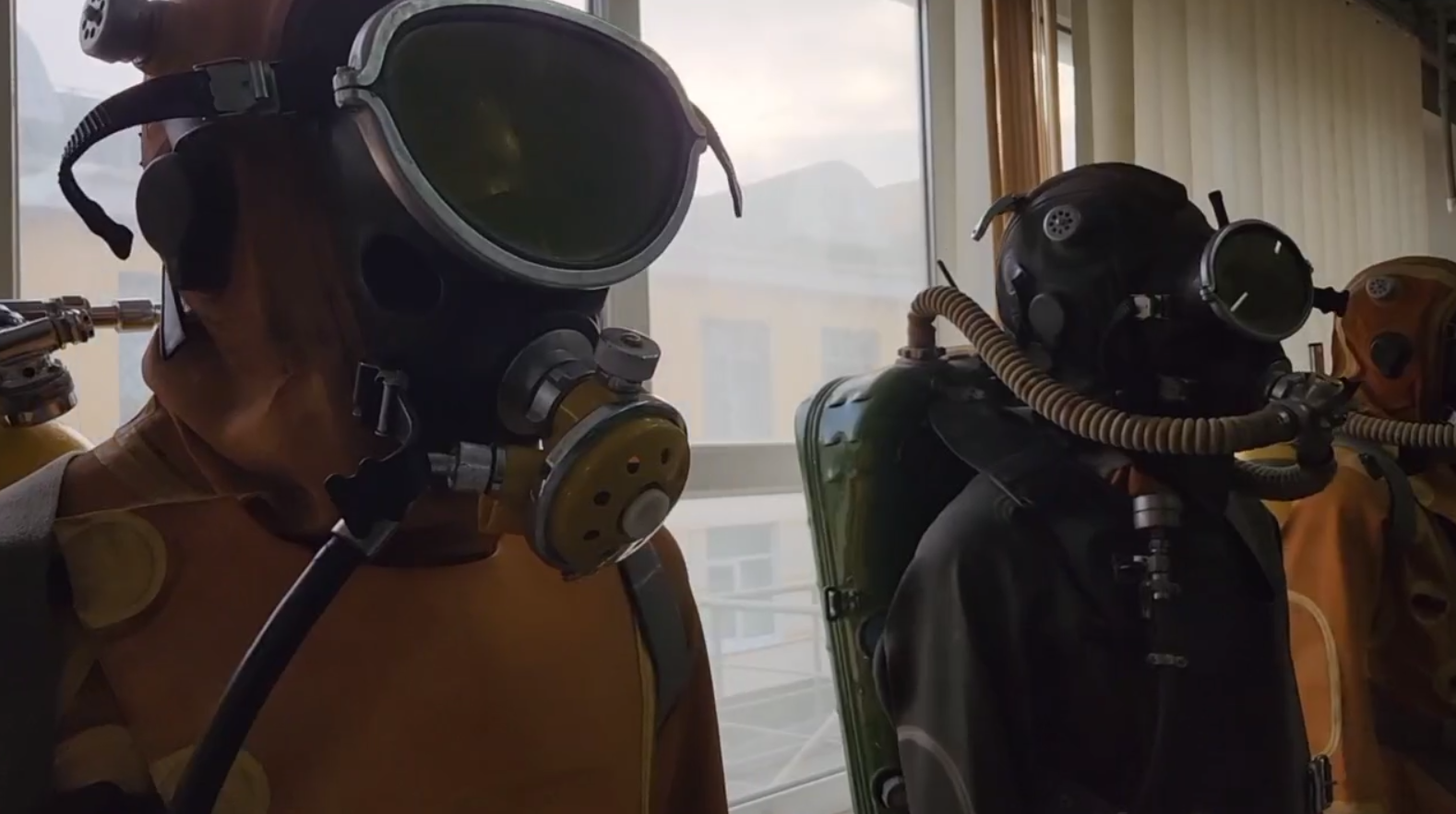 Симферопольским кадетам рассказали о работе водолазов