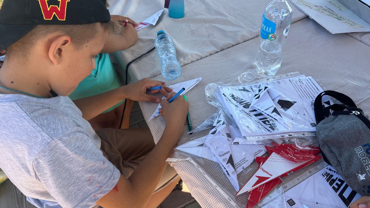 Интерактивные игры, выставки и мастер-классы: в детском лагере "Фортуна" состоялся "День Первых"