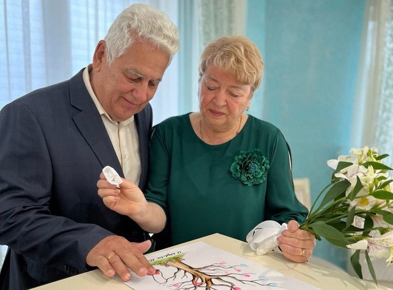 Пара из Керчи отпраздновала золотую годовщину свадьбы