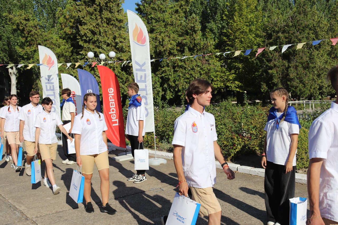 В бердянском филиале лагеря "Артек" отдохнуло свыше 800 детей