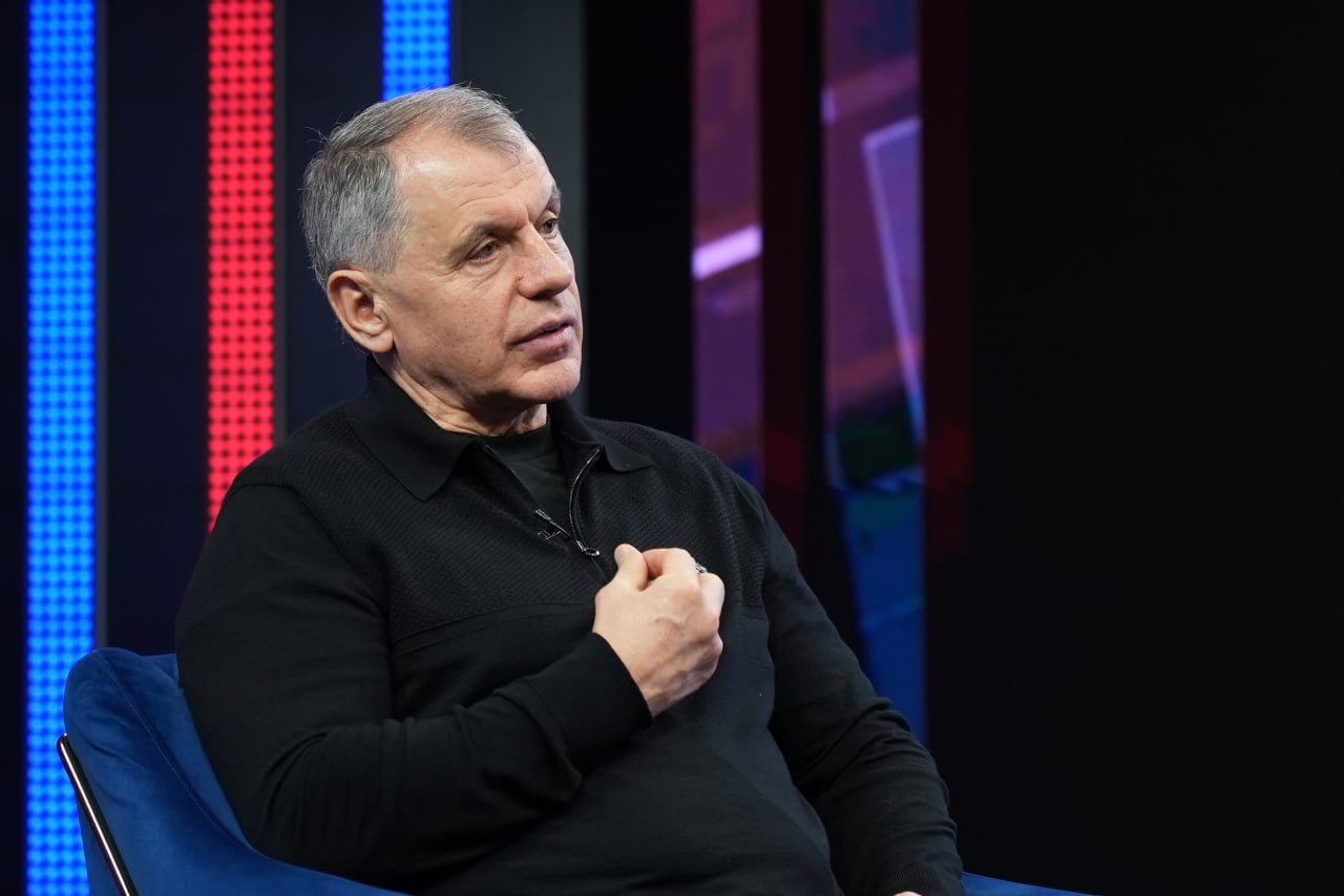 Константинов: нам не нужно ненавидеть Европу, но нужно избавиться от зависимости от нее