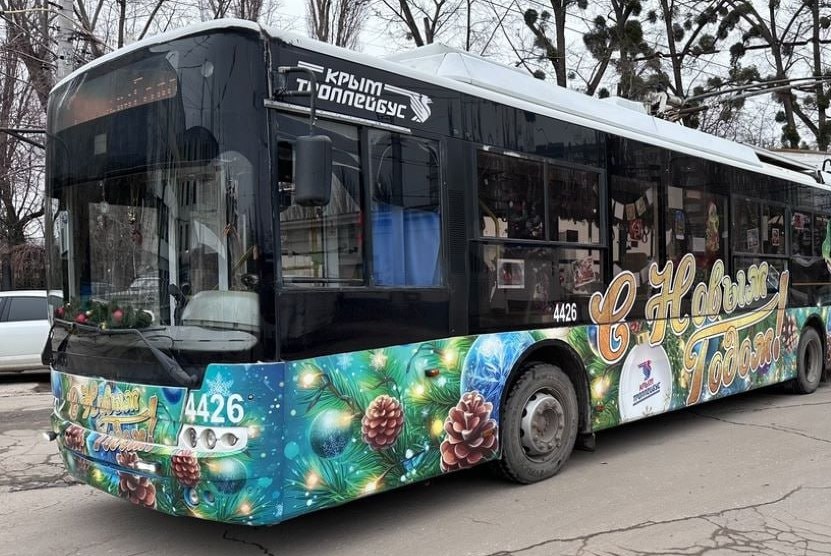 Когда на дороги Крыма выйдут новогодние троллейбусы и какой сюрприз ждёт пассажиров