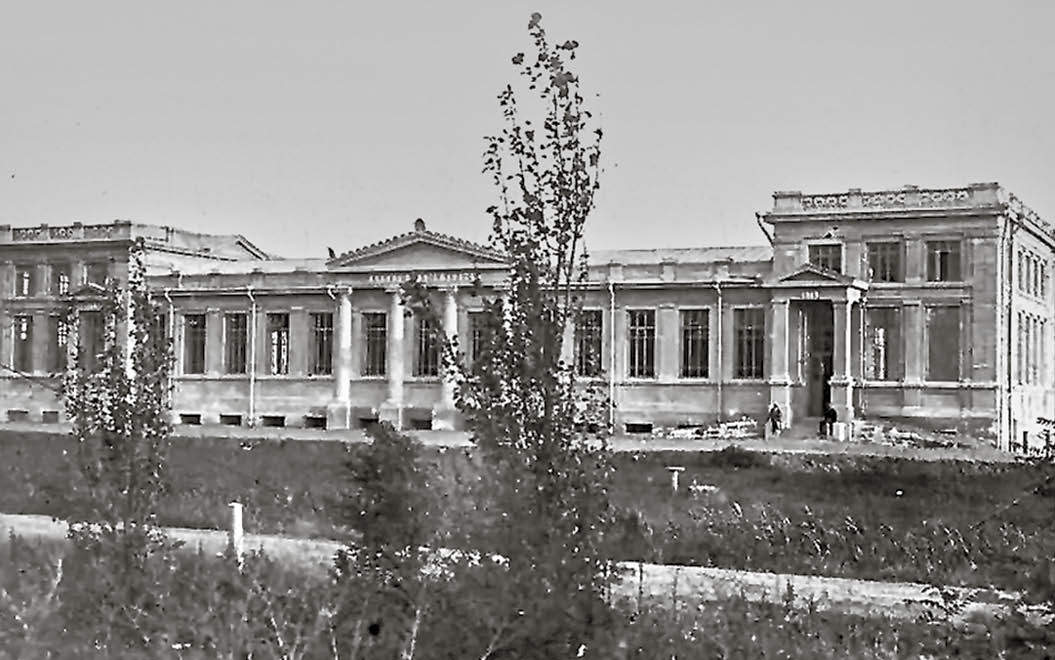 Живая летопись: как улица Курортная в Саках стала центром грязелечения