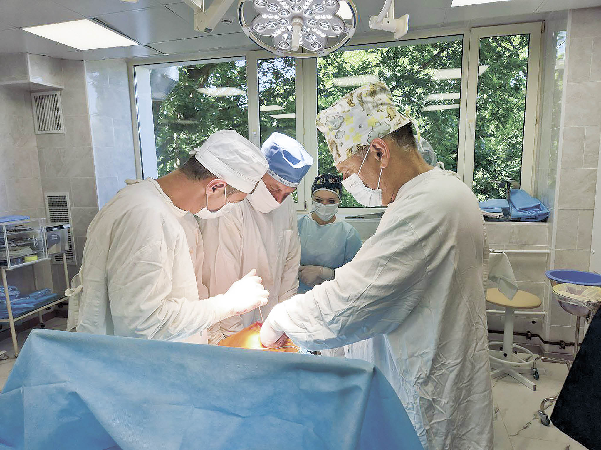 Где в Крыму проводят протезирование тазобедренных и коленных суставов по ОМС