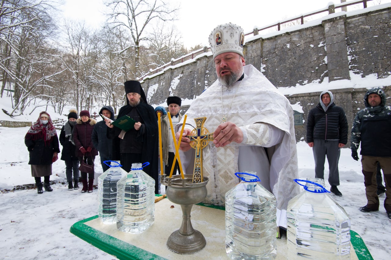 Глава Крыма поздравил православных христиан с Крещением Господним