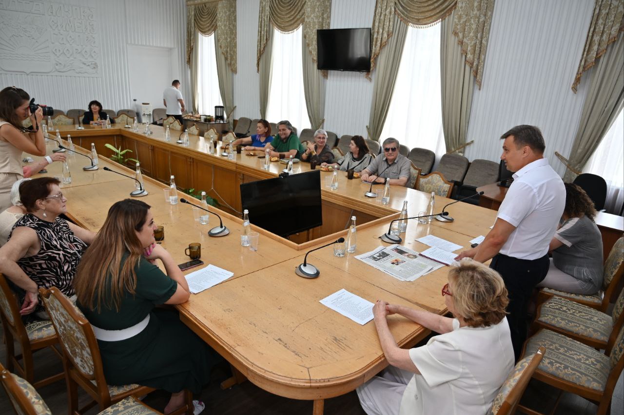 Встреча ветеранов "Крымской газеты" в Ялте