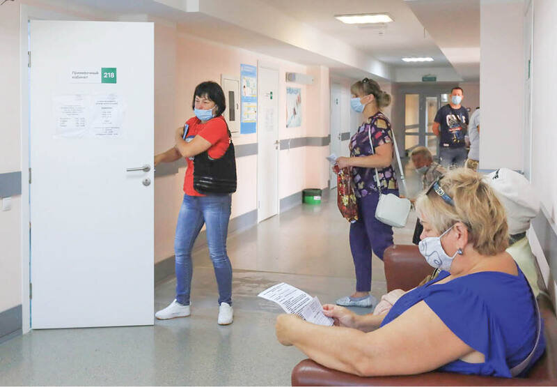 В Крыму и Севастополе снова растёт заболеваемость коронавирусом
