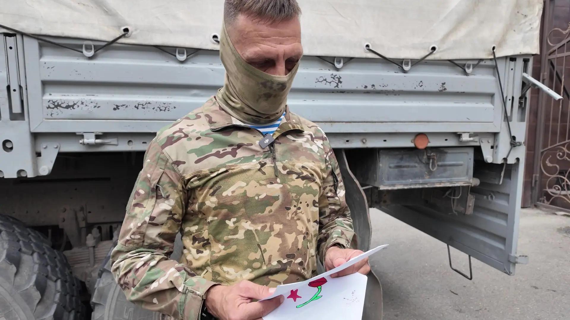 Десятки тысяч писем от детей Крыма передали бойцам на херсонское направление