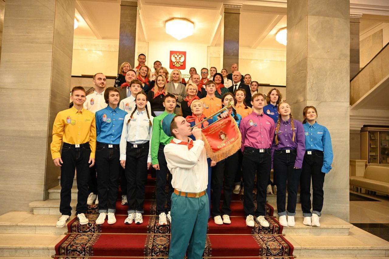 В Госдуме открылась выставка «Артек – сто лет детского счастья»